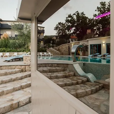 G Imotski-makarska By Guide ヴィラ *