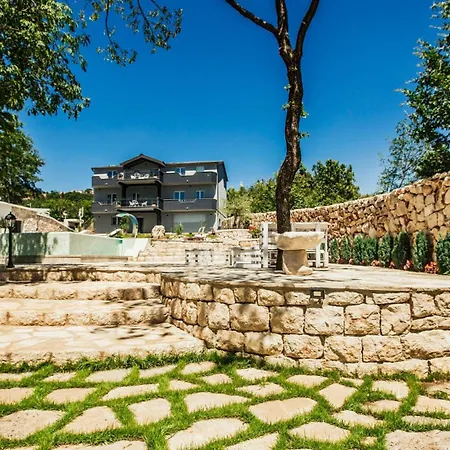 G Imotski-makarska By Guide *